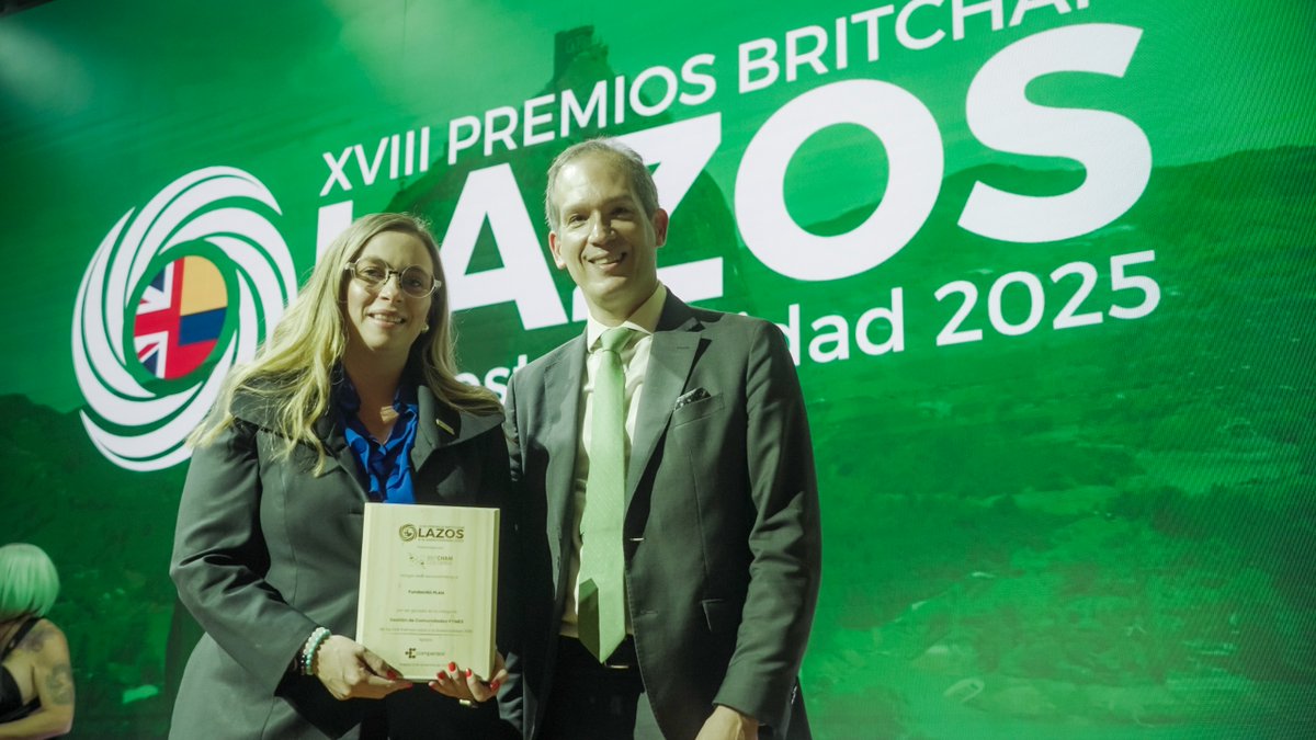 FundacionPlan's tweet image. ¡Gracias por creer en el poder transformador de la niñez y la juventud! 🏅

#EmpoderArtePorLaPaz #PremiosBritCham #ConstruyendoPaz