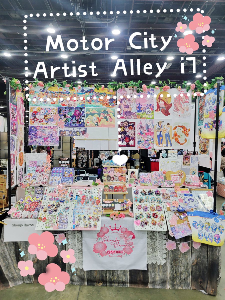 ShoujoHavoc's tweet image. It&apos;s Motor City time!!
Come see @mizukijinh for my wares at artist alley table i7 for all your LaDs and FFXIV needs!

📣 REMINDER: bring cash, please! This show is NOTORIOUS for the bad cell service. Plan ahead!
