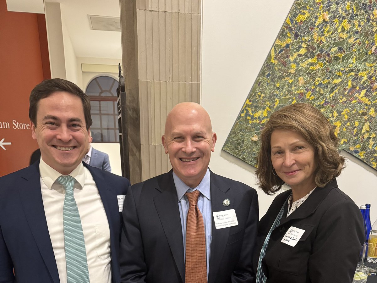 alfonsowallermd's tweet image. Great to have @ACCinTouch President @ChrisKramerMD speak at @NJACC Fall Program on “Role of CMR in patients with cardiomyopathy&quot; 

#CVImaging #ACCFIT