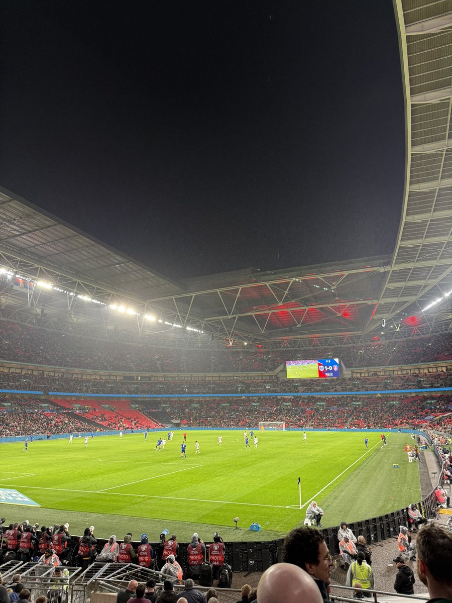 One last concourse club at Wembley for the year 🦁