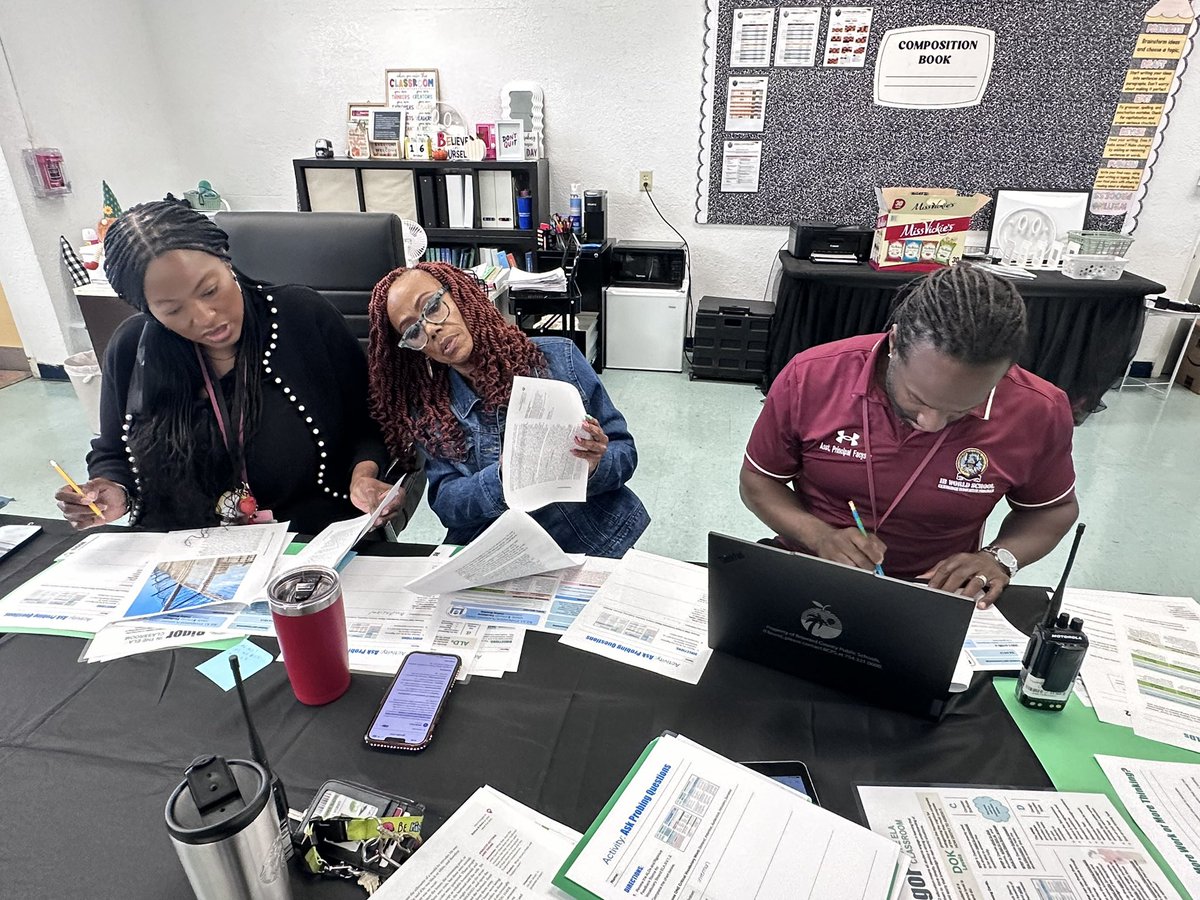 Linda L. Lopez tweet media