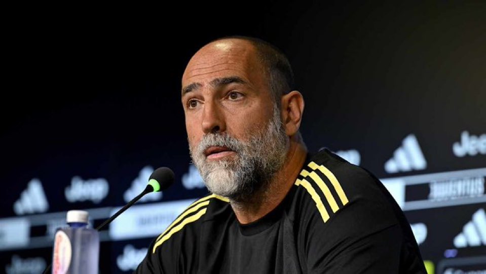 Paratici 🗣️: 
“In the meantime I want to clarify that I am very close to Igor Tudor. I'm very sorry, because he deserved this chance after so many hard experiences and I'm sorry for how it ended. For him and Juventus
<a href="/SkySport/">skysport</a> 
<a href="/The_AJC_/">🎥 The AJC 🏳️🏴</a>