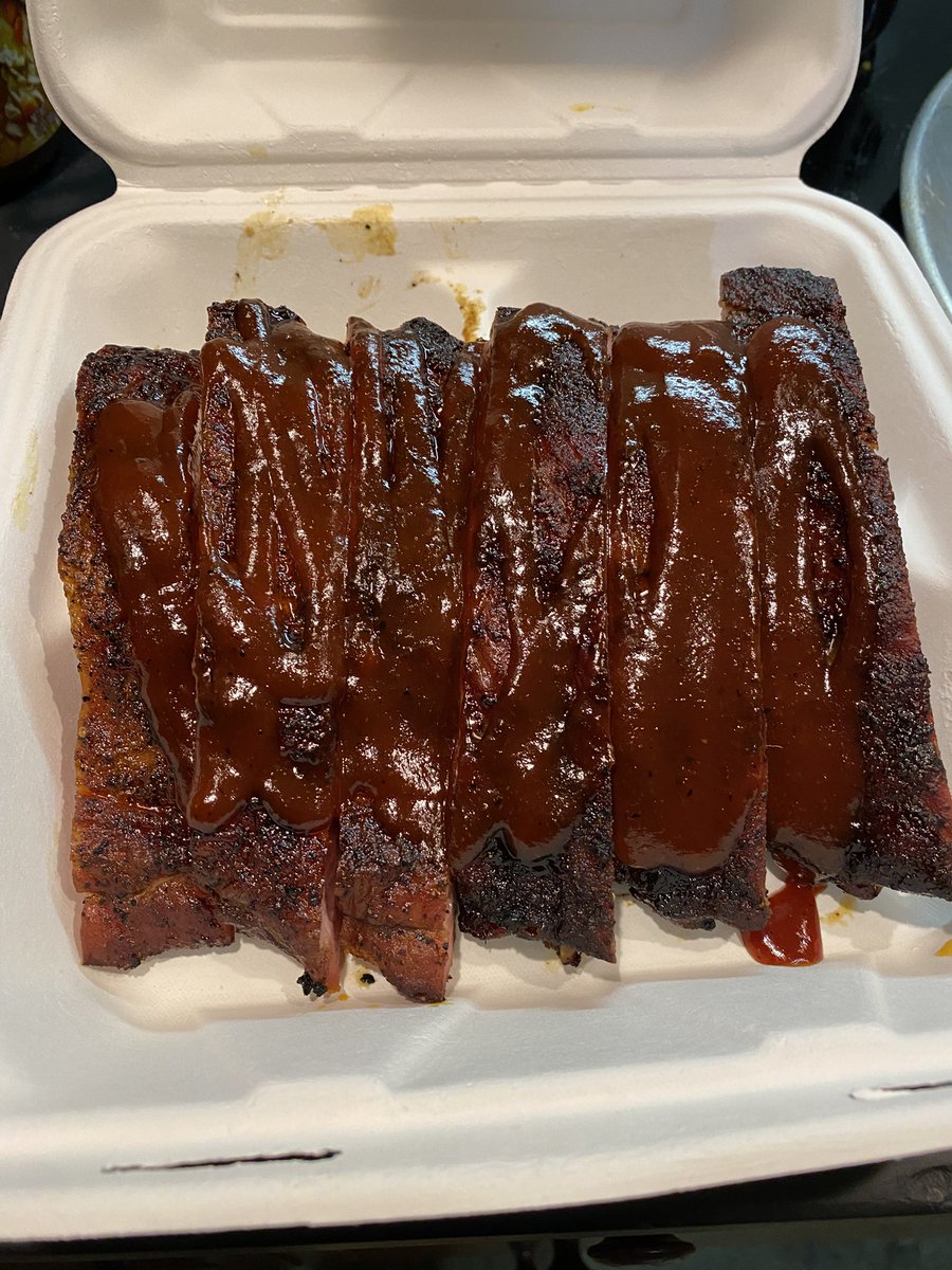 cap_018's tweet image. I went a little overboard…. #local #StegsBBQ 🔥💯 🍗 🐖