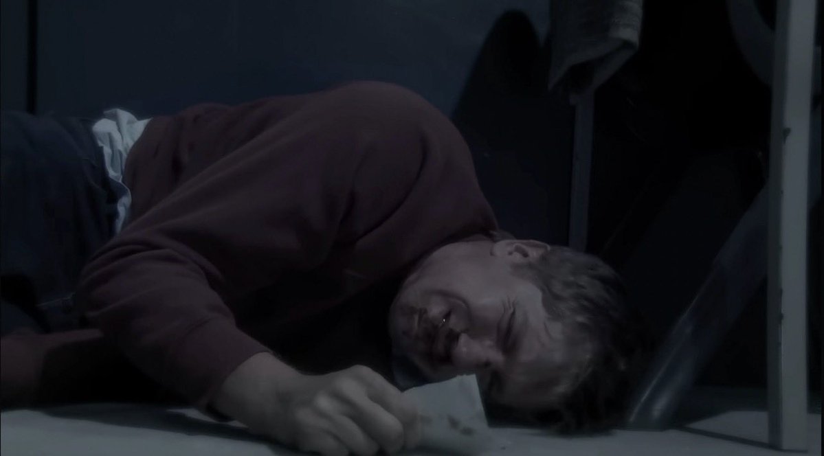 broodingdingle's tweet image. no because rob probably has an association of his prison trauma with his love for aaron #robron