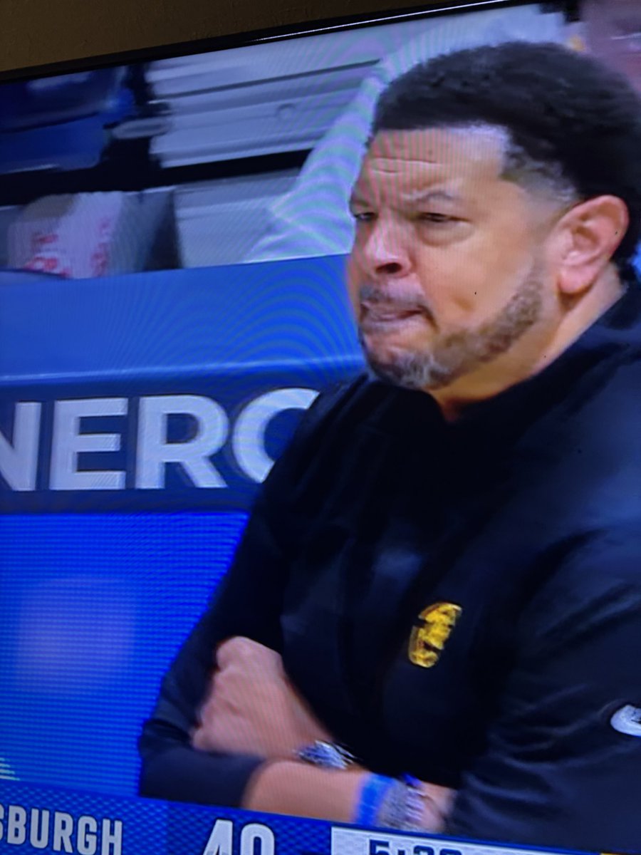 3StringPodcast's tweet photo. Pitts coach looking like he smell the shitt he’s eating tonight. Let’s goo! #HailWV https://t.co/ovNANihA4y