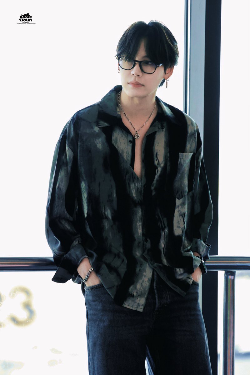 Adore_boun's tweet photo. 251114 
#bb0un #BounFSinChangsha https://t.co/9B3veySPHk