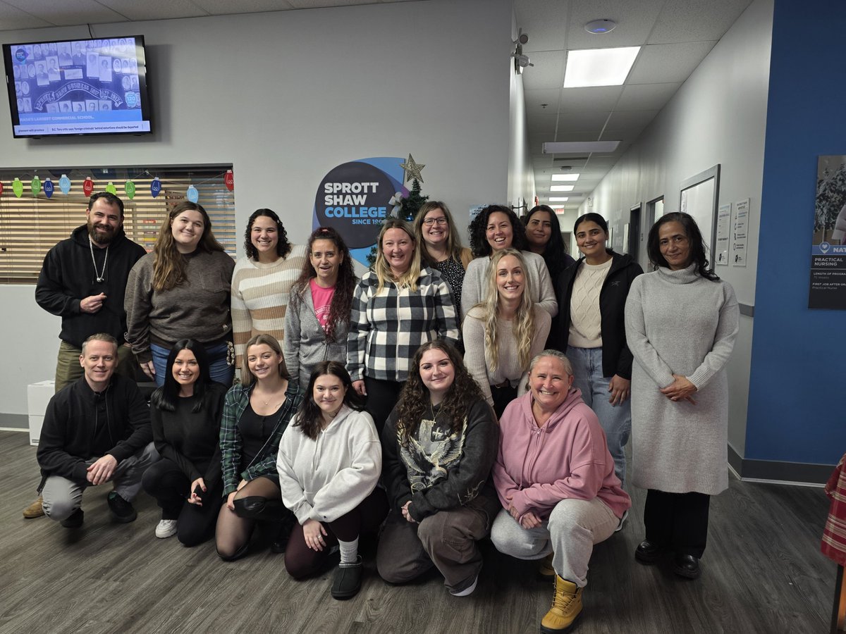 sprottshaw's tweet image. Meet our Education Assistant students from our Abbotsford campus! 💙 Tomorrow marks their last day of class, and on Monday they’ll head out for their field placement practicum, putting everything they’ve learned into action. #educationassistant #futureeducators #sprottshaw