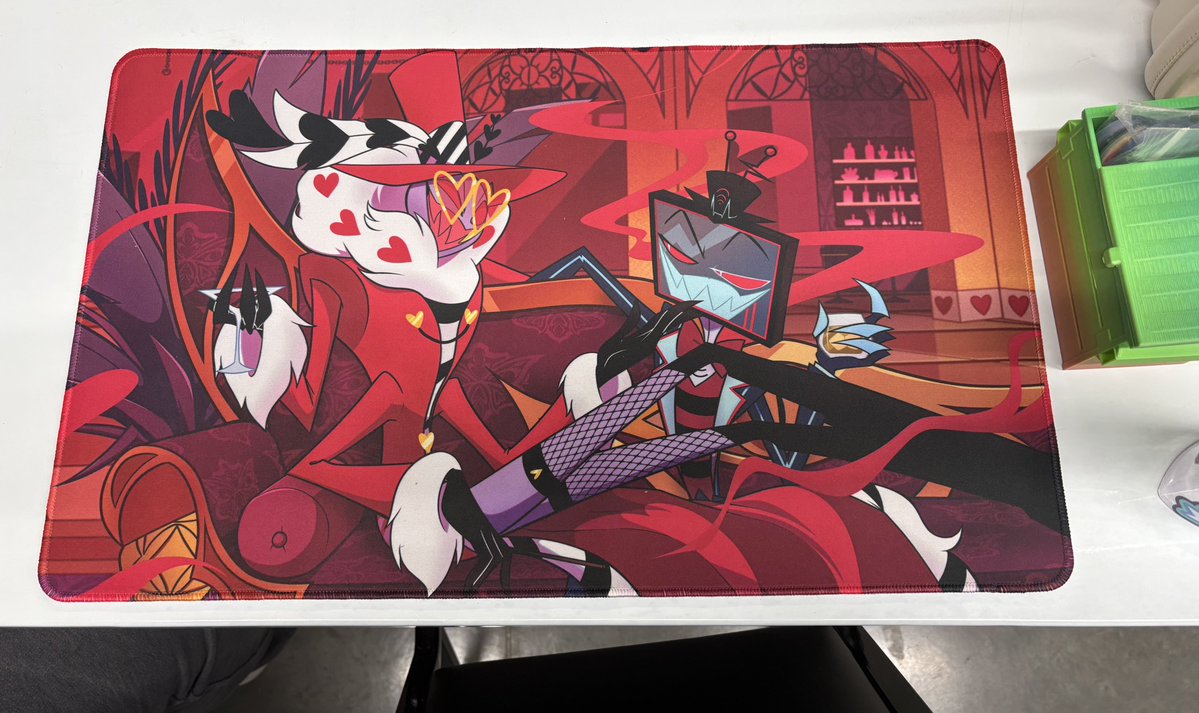 Premiering my new <a href="/MooMooofDoom/">MooMoo</a> playmat tonight to help me cope with their situationship 😭