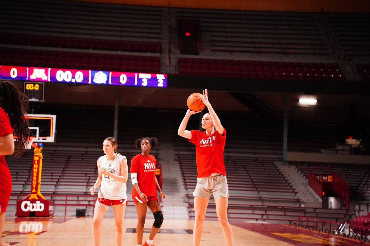 NJITWBB's tweet image. 📍Williams Arena 

#RollTech ⚔️