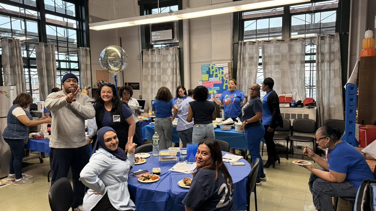 PS28BronxMtHopeSchool tweet media