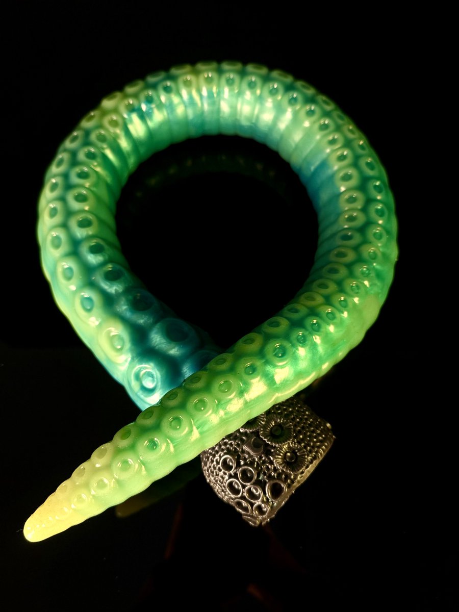 💚 Available in 4 different sizes 😈