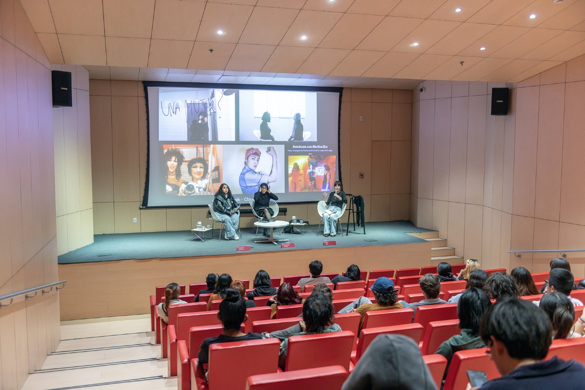 MuseoAmparo's tweet photo. Ayer se realizó Rumbo a Flash 2026 en el Museo Amparo, una jornada de diálogo entre artistas, académicos y públicos para pensar juntos el arte contemporáneo.
Gracias a quienes participaron en este espacio de conversación. ✨💬
#Flash2026 #MuseoAmparo #ArteContemporáneo https://t.co/GRFJOs9nsI
