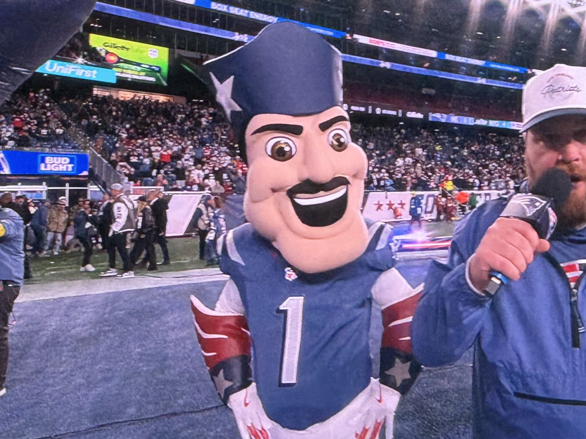 RealAlexBarth's tweet image. Pat Patriot is apparently taking part in Movember
