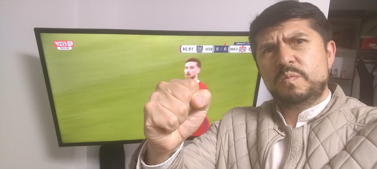 dannprob's tweet image. #latrixecdf desde Quito! Vamos ECUADOR!