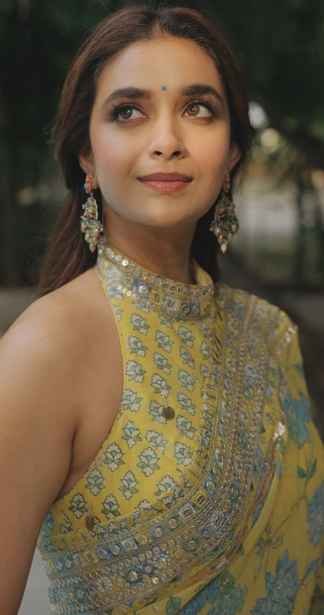 anjanasammu's tweet image. Rise up, start fresh, see the bright opportunity in each new day 💚😍🫰🏻

Beautiful morning 💚 #KeerthySuresh