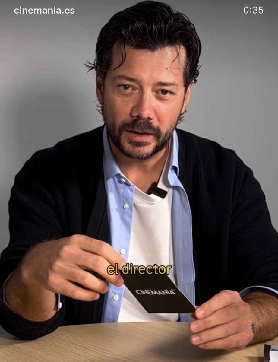 Morning_Lola's tweet image. Imaginary POV sitting across from dinner w/ @TheProfsPJs 🥰🍴