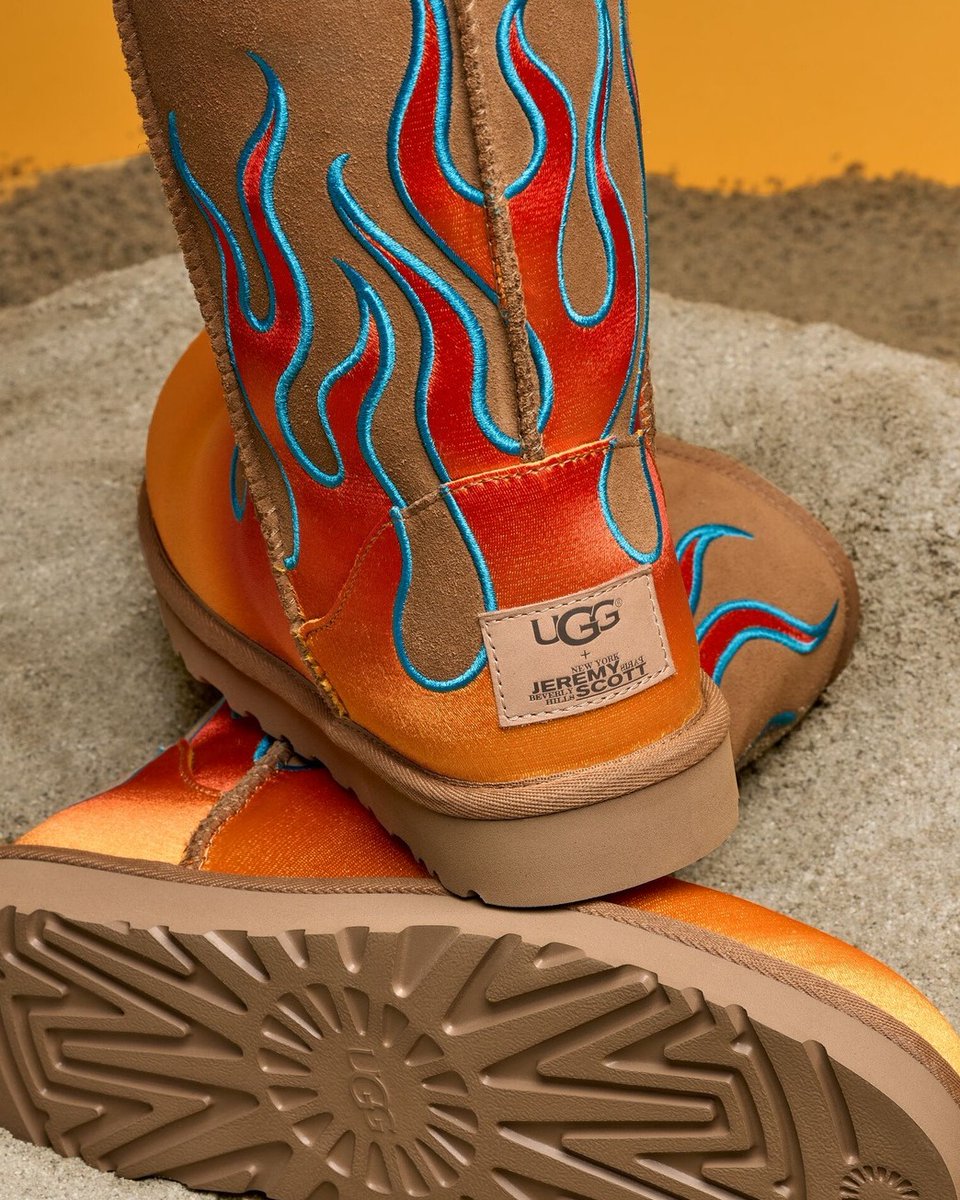 🔥のブーツ。UGG Jeremy Scott 本日発売。 ※UGG®公式サイトでは完売 🔥のブーツ。UGG Jeremy Scott 本日発売。 ※UGG®公式サイトでは完売