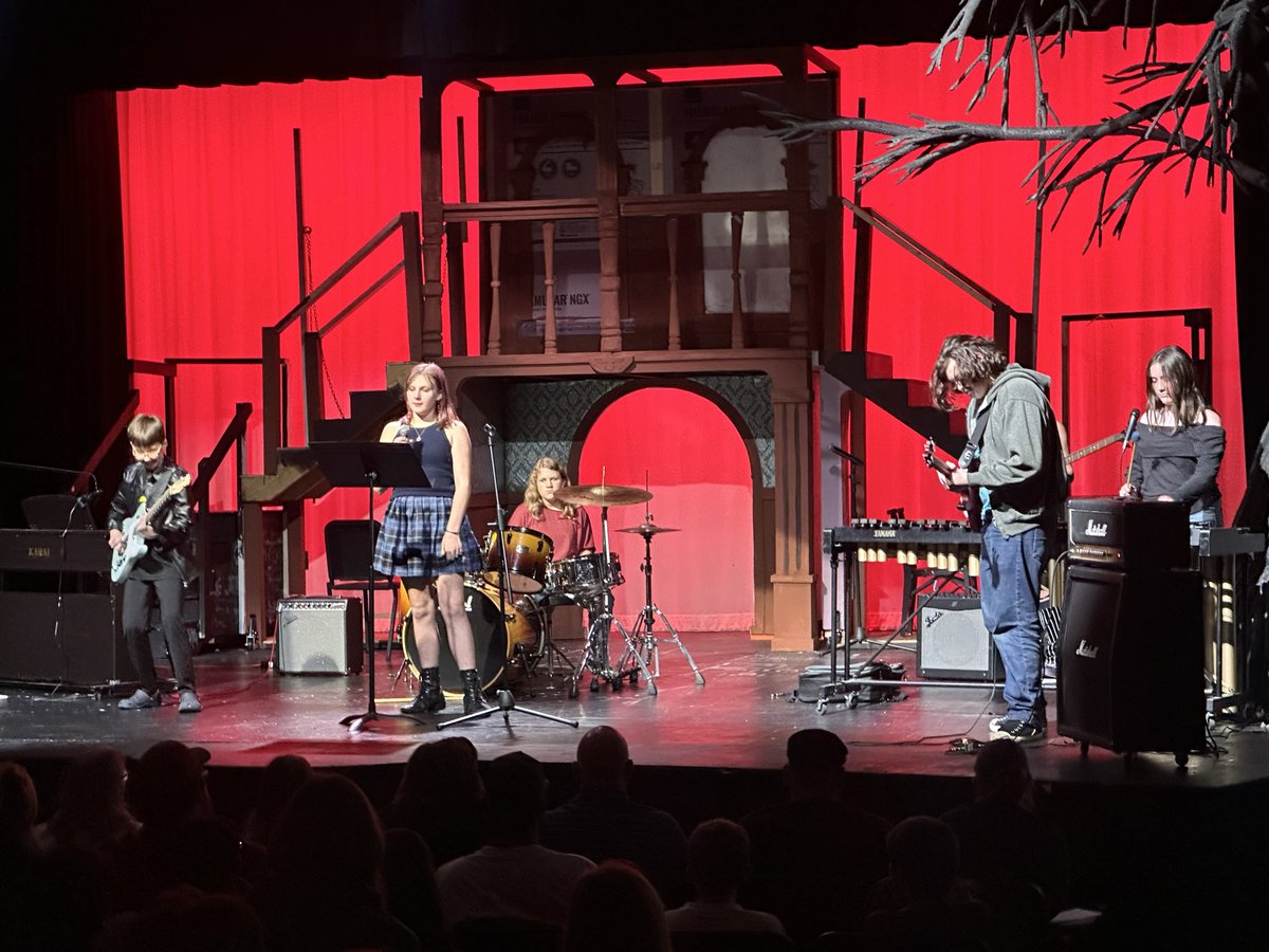 Fairview Middle School tweet media