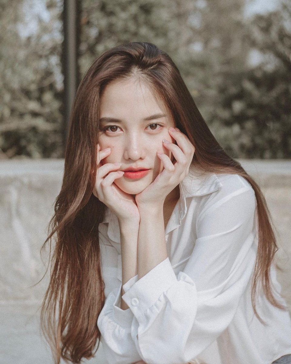 eclipsiable's tweet image. 𝕚ʼm 𝑟eady to be part o𝑓 #ℜo𝕔k𝔗heℭ𝕒mp 𑁍ܓ🎸˚₊ ♡ ! 𝑌 es que, después de todo, 𝑓inalmente podemos ver 𝑐omo #𝔐i𝕥ch𝕚eꕨℑsℌe𝕣e, 𝕤iendo la 𝚙rotagonista más 𝕚conic que todos necesitábamos. 𝑌 ustedes, ¿ya vieron la 𝑚ovie? 

𝑐hǝrr𝕪 ꒰ #𝑚o͡onʼ𝑠 ꒱ ✺ 𓈒 ࿓ 𝑝onyo.