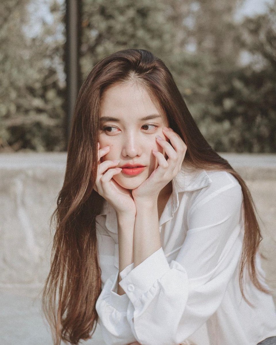 eclipsiable's tweet image. 𝕚ʼm 𝑟eady to be part o𝑓 #ℜo𝕔k𝔗heℭ𝕒mp 𑁍ܓ🎸˚₊ ♡ ! 𝑌 es que, después de todo, 𝑓inalmente podemos ver 𝑐omo #𝔐i𝕥ch𝕚eꕨℑsℌe𝕣e, 𝕤iendo la 𝚙rotagonista más 𝕚conic que todos necesitábamos. 𝑌 ustedes, ¿ya vieron la 𝑚ovie? 

𝑐hǝrr𝕪 ꒰ #𝑚o͡onʼ𝑠 ꒱ ✺ 𓈒 ࿓ 𝑝onyo.