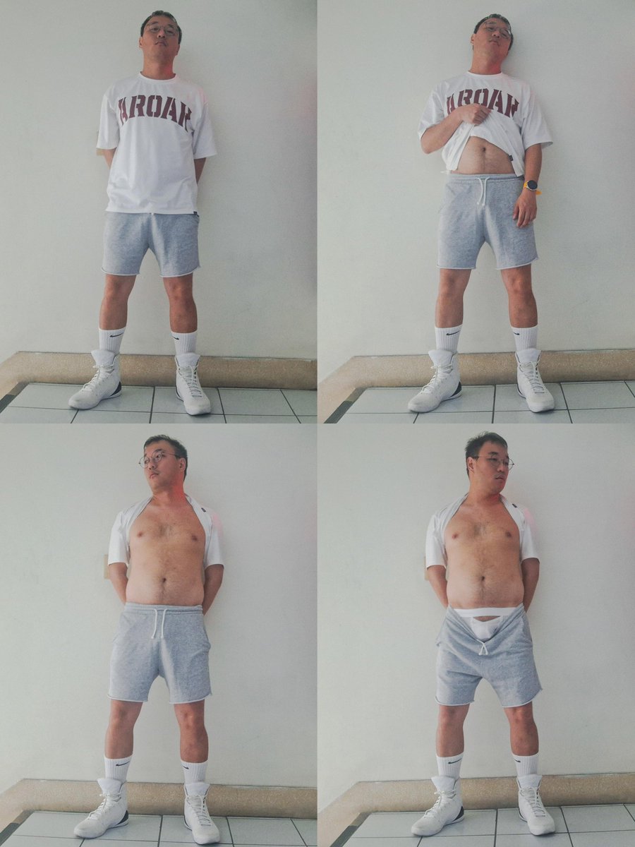 如果你願意一層一層一層撥開我的衣
-
你會發現 你會訝異
你是我最壓抑最深處的淫慾