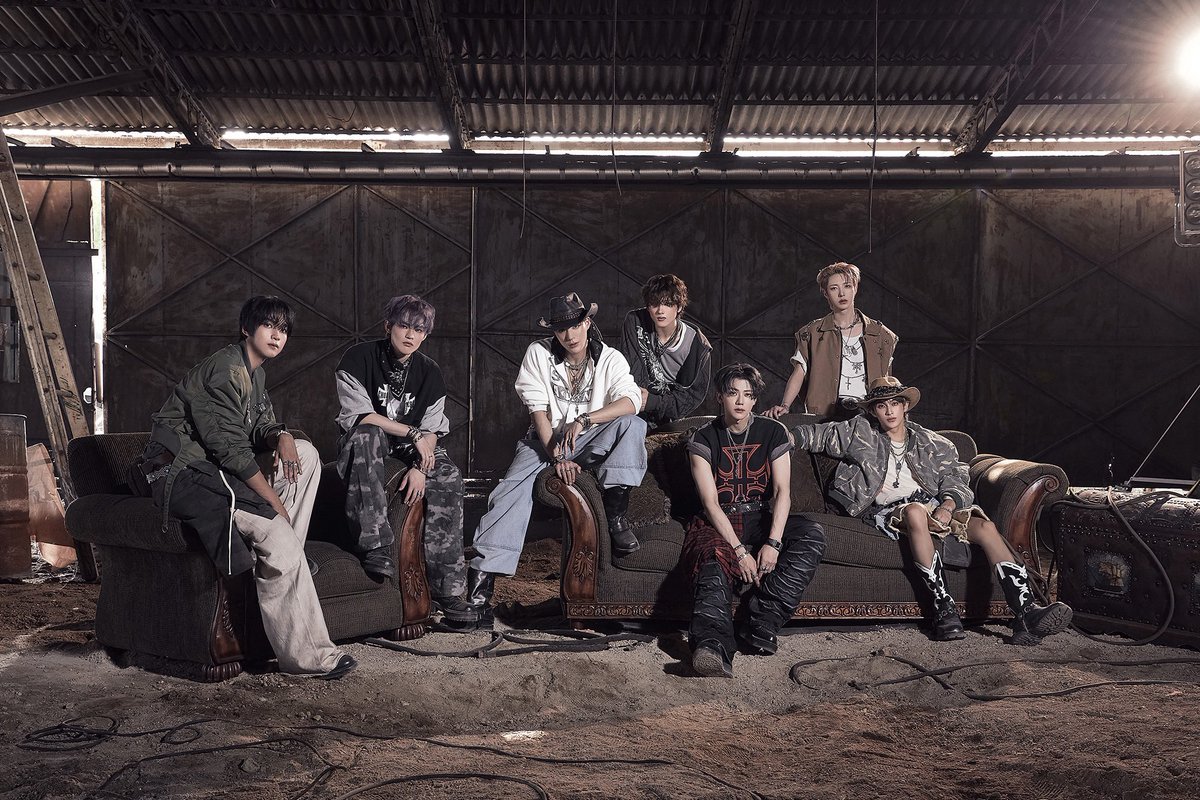 #NCTDREAM, 신곡 #BeatItUp 무대로 증명하는 한계를 깨는 에너지의 정점!
과감한 사운드와 자신감 넘치는 퍼포먼스로 독보적 존재감 예고

naver.me/FuthjiOP

#NCTDREAM #BeatItUp
#NCTDREAM_BeatItUp