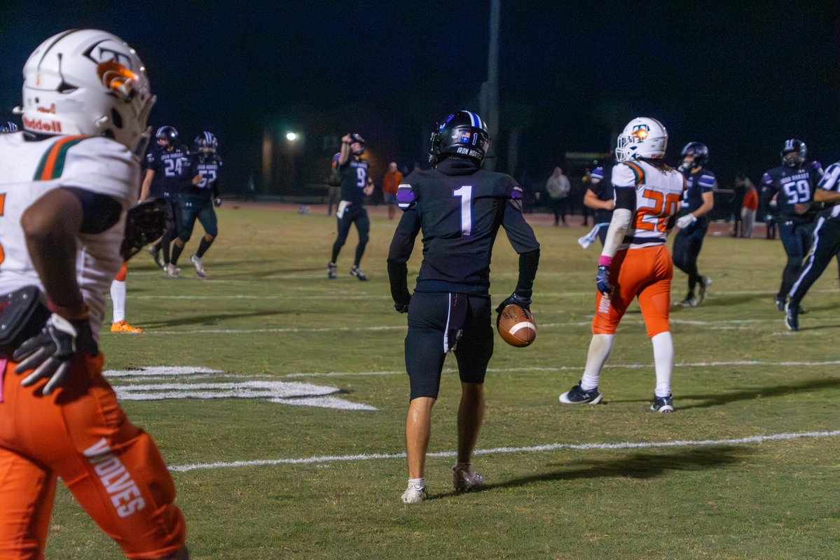 🌟SHOWTIME🌟

⏭️ROUND TWO‼️

🚨JR-REG-SZN🚨
• 57 Recs
• 1,127 Yds
• 12 TDs

HUDL: hudl.com/v/2SpBpY

<a href="/PSIronHorseFB/">Philip Simmons Iron Horse Football</a> <a href="/coachbendig/">Coach Eric Bendig</a> <a href="/Coach_Garrick/">Tamyn Garrick</a> <a href="/CoachKReilly/">Kyle Reilly</a> 
<a href="/PrepRedzoneSC/">Prep Redzone South Carolina</a> <a href="/HighSchoolBlitz/">High School Blitz</a> <a href="/NorthSouthFB/">Touchstone Energy Bowl</a> <a href="/LouatTheState/">Lou Bezjak</a> <a href="/MovinChains/">Movin’ The Chains</a> <a href="/Rivals/">Rivals</a> <a href="/TrustMyEyesO/">⭕️FFERTUNITY</a> <a href="/NavyFBrecruit/">Navy Football Recruiting</a>