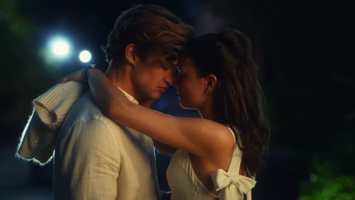 maite💤 tweet media