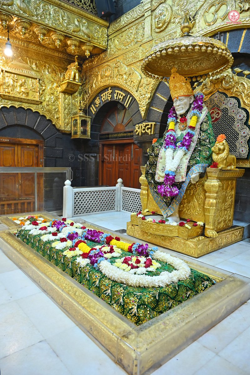 SSSTShirdi's tweet photo. *!! ॐ साई राम !!*
*श्री साईबाबा संस्थान विश्वस्त व्यवस्था,शिर्डी*
*!! ॐ Sai Ram !!*
*Shri Saibaba Sansthan Trust, Shirdi*
≈≈≈≈≈≈≈≈≈≈≈≈≈≈≈≈≈ 
*आरती :-शिर्डी माझे पंढरपुर*    
*शुक्रवार १४ नोव्हेंबर* *२०२५*  
*Aarti :-Shirdi Majhe Pandharpur*
*Friday 14 Nov 2025* https://t.co/OOdQ4JA8Bd