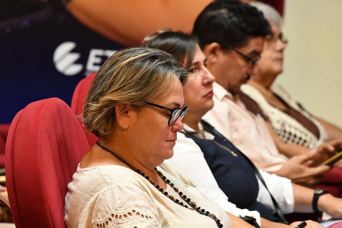 Celebramos la Conferencia de Prensa de la XX Convención y Feria Internacional #Informática2026. Espacio de actualización y diálogo con nuestros periodistas donde reafirmamos el compromiso de #Cuba con avanzar en la #TransformaciónDigital para el desarrollo sostenible. 🇨🇺
