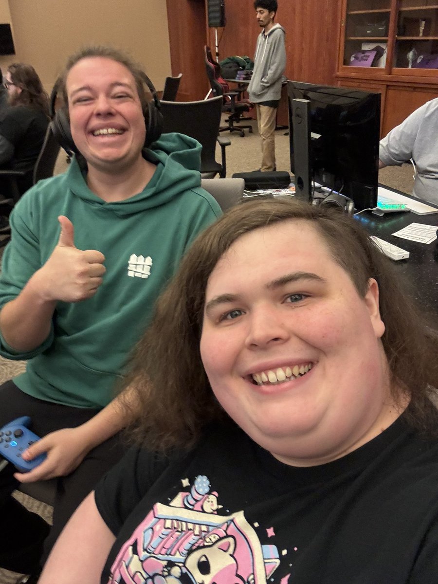 Oakley 🍉 tweet media