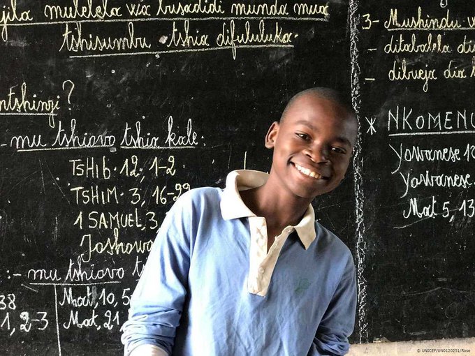 KentPage's tweet image. &quot;It always seems impossible until it&apos;s done.&quot; ~@NelsonMandela 

Please retweet if you agree w/these #ThursdayThoughts &amp;amp; that #EducationCannotWait for any child! 

#KeepHopeAlive @stateprm @canadadev @eu_partnerships @cidcaofficial #222MillionDreams✨📚
