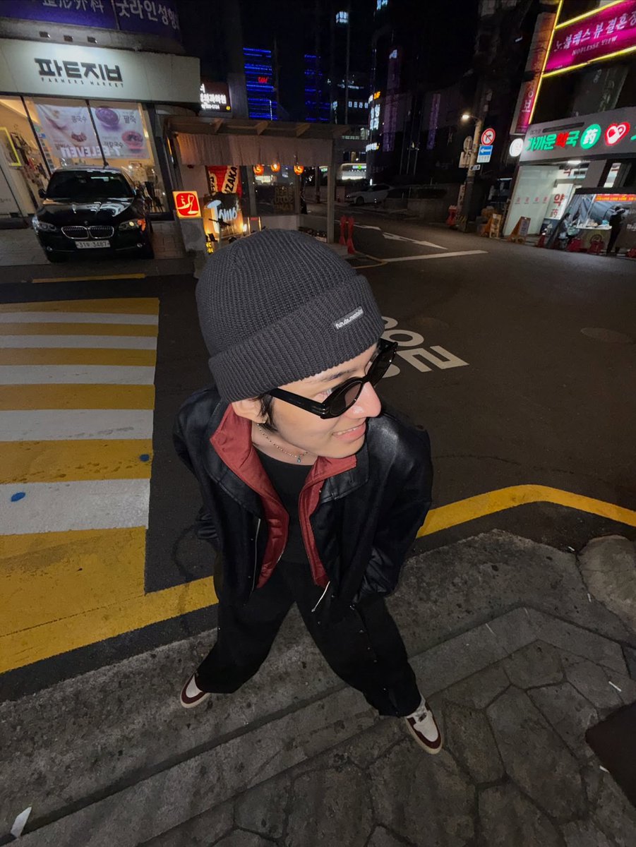 Dane tweet media