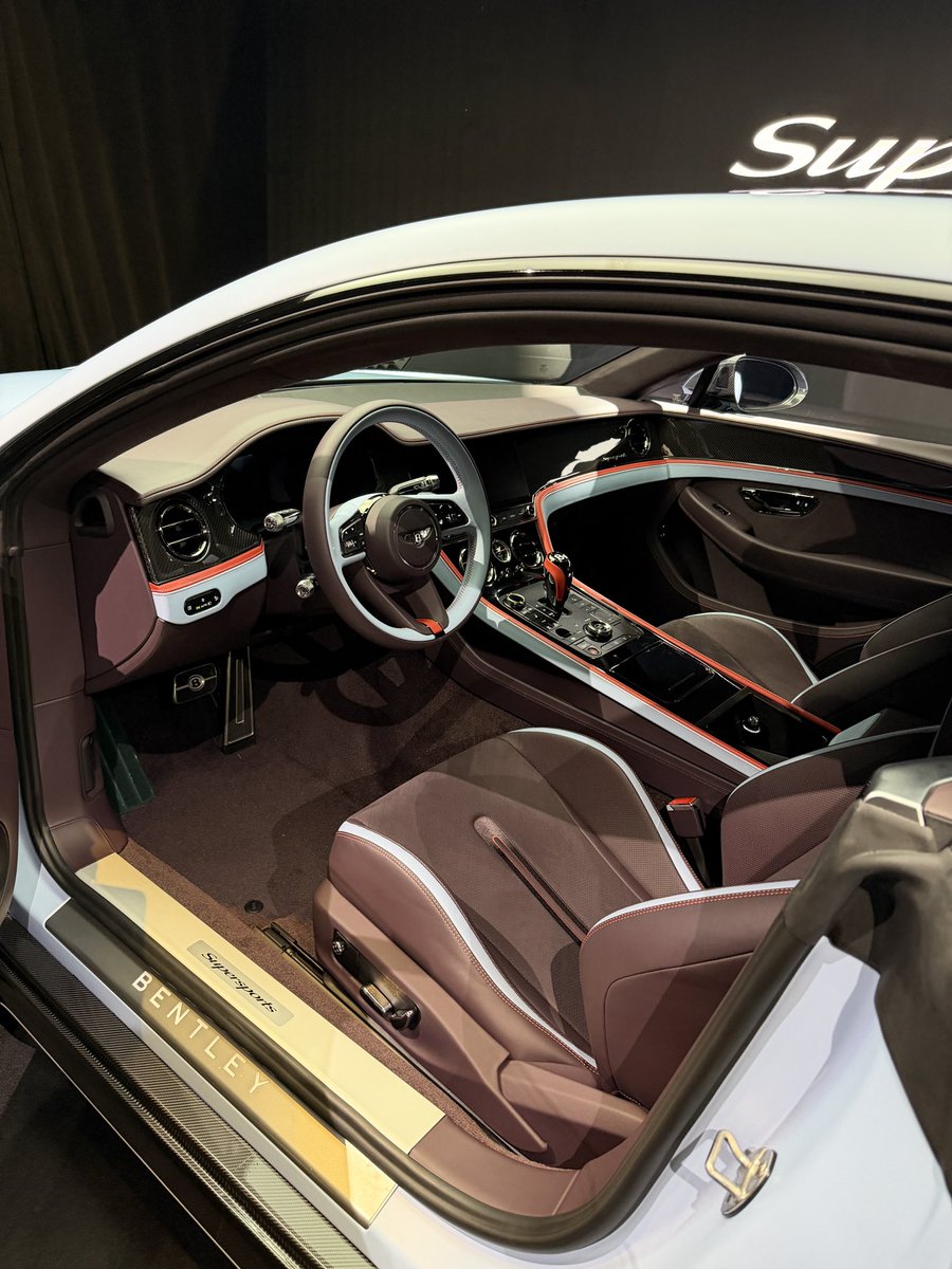hjwakerley's tweet photo. Meet the new Bentley Supersports. When a brand listens, you get something like this… less about numbers, more about the drive.

Lightest Bentley in 85 years. RWD.
Badass.

And 666 PS? Yeah, they knew exactly what they were doing. https://t.co/UvjI613GJv