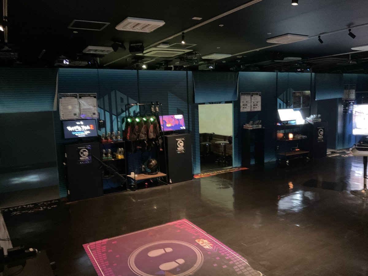 Taito_Ikebukuro's tweet image. 【X-STATION】
#タイステ池西 では体験型のゲームエリアが登場中🔫

大人気のホラー『デスゲームへようこそ』やミステリーアドベンチャー『消えた友人と奇妙な館』、VRゲームの『#VARBOX』など様々な体験が出来る施設が登場です🔦🏠

#池袋 にお立ち寄りの際はぜひお越し下さいませ♪
#タイトー