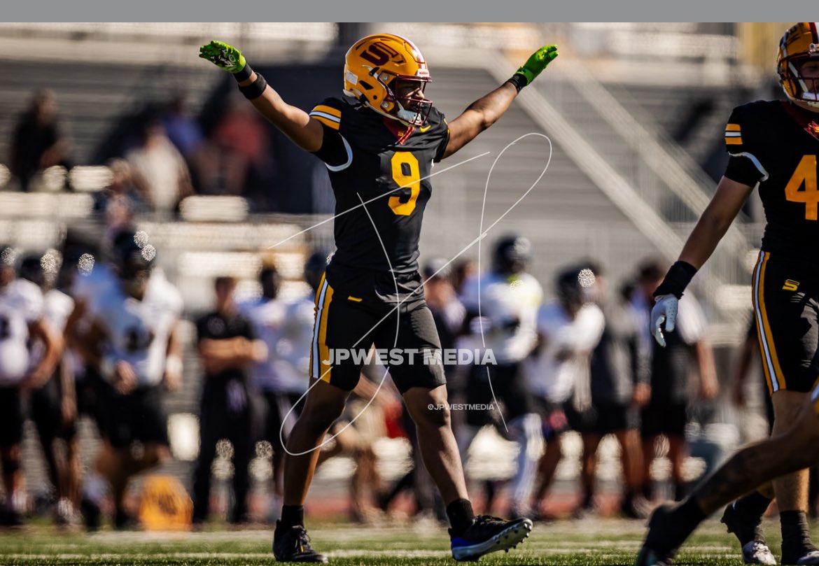 EmonCarter's tweet photo. Honored to be named 1st Team All Conference Southern League CB 
@Saddleback_FB @coachfischer
@CoachLukeSC @CoachSekander @CoachProodian @sicilia_brandon @JUCOFFrenzy @JacksonMoore247 https://t.co/O0c55UZZIU