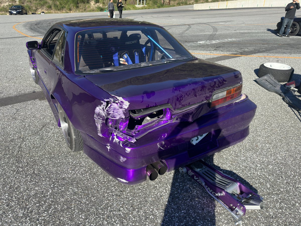 うんこ買ってなおして綺麗にしたけど
また潰してゴミになった