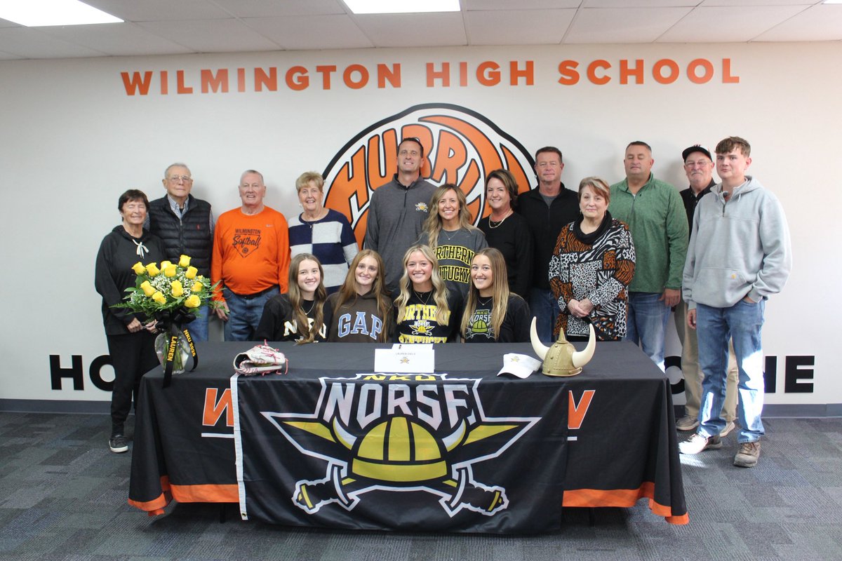 lauren_diels's tweet photo. Happy Signing Day💛🖤
@NKUNorseSB https://t.co/sDQqNcheDm