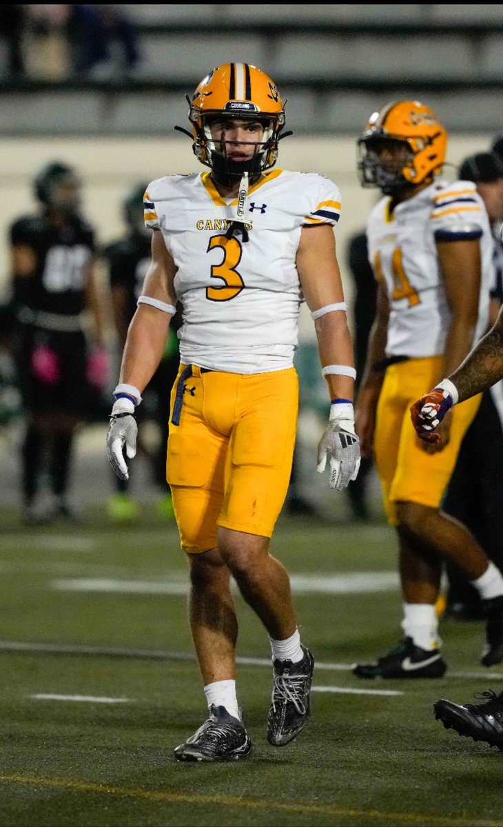 ‼️FULL SEASON HIGHLIGHT TAPE‼️

 NICKEL
6’1 195lb 

50  TKLS
4.5 TFLS 
5 PBUS 

 hudl.com/v/2SyPmd ⬅️
<a href="/cocfb/">Cougars Football</a> <a href="/CoachICOC/">Coach Iacenda</a> <a href="/DCorbet55/">Coach Corbet</a> <a href="/JauqVuko/">Vuko</a> <a href="/terry_johnson6/">Coach TJ</a> <a href="/Reno818/">Reno Watkins</a> <a href="/CoachKellyCOC/">EK</a> <a href="/CoachSethAdam3/">Seth Oseransky</a> <a href="/DunnCayden/">Cayden Dunn</a> <a href="/holly_coach/">Matt Holly</a> <a href="/JUCOFFrenzy/">JUCO Football Frenzy</a> <a href="/JuCoFootballACE/">JuCo Football Forer</a>