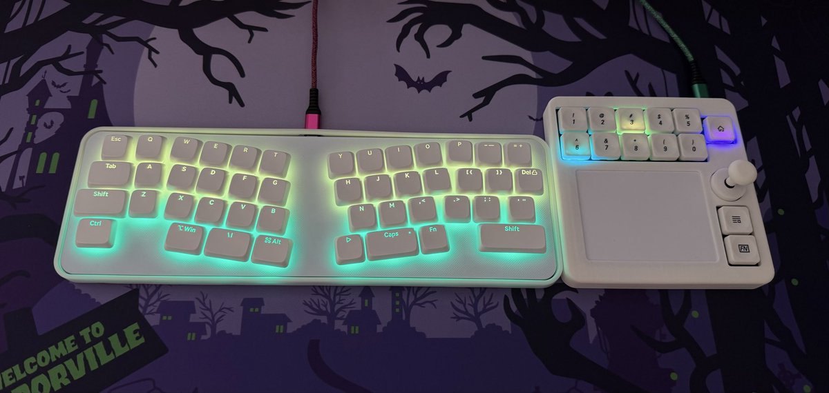 今日のキーボード Oyamada Alicia V2 NumNum Bento Max #自作キーボード