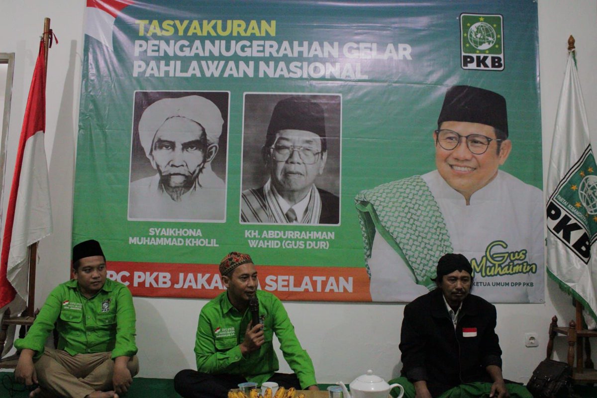dpcpkbjaksel's tweet image. Tasyakuran Penganugerahan Gelar Pahlawan Syaikhona Mohammad Kholil (Mbah Kholil) dan KH. Abdurrahman Wahid (Gus Dur)

#tasyakuran #pkbjaksel