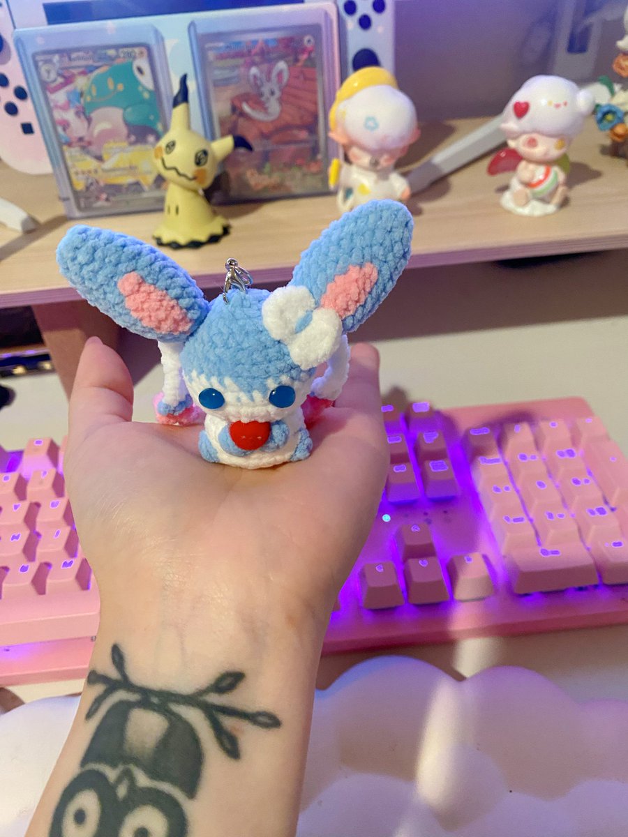 Bf got a souvenir for me 🥰