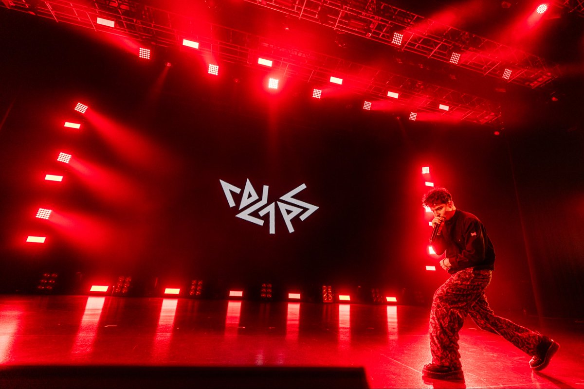 GBB25 ステージタイム ⏳

兄弟 <a href="/RiverJapon/">RIVER’ Japon</a> と一緒に “Rogue Wave” をドロップできて、ソロもやれて最高でした 🌊🩸

撮影：bro Dion (Funkaztek) 🦚

👕 <a href="/MSSD_ASTRAIBLA/">MSSD official</a> 

#beats #beatbox #gbb