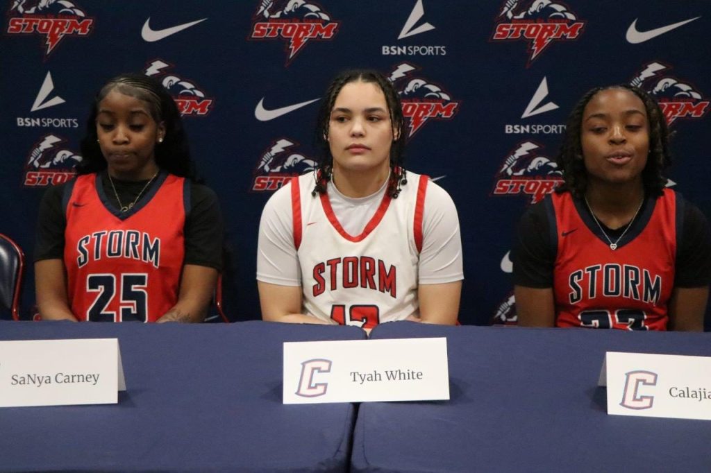 PHOTOS – Storm Media Day &amp; Storm Chaos – Girls Basketball

yoursportsedge.com/2025/11/13/pho…