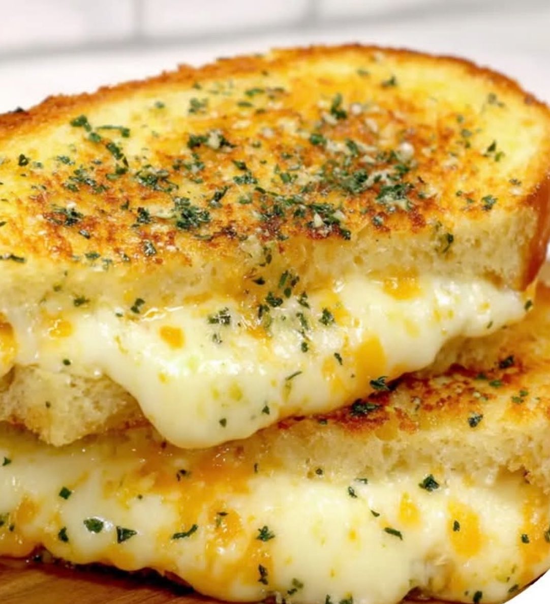 Garlic Bread Grilled Cheese
