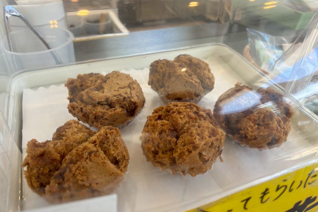 📍やんばるジェラート
沖縄産の果物を使用した人気ジェラート店知っていますか？おすすめメニューは県産マンゴーと今帰仁スイカ。濃厚なのに後味はさっぱりしていて果物本来の自然な甘さが楽しめます♪