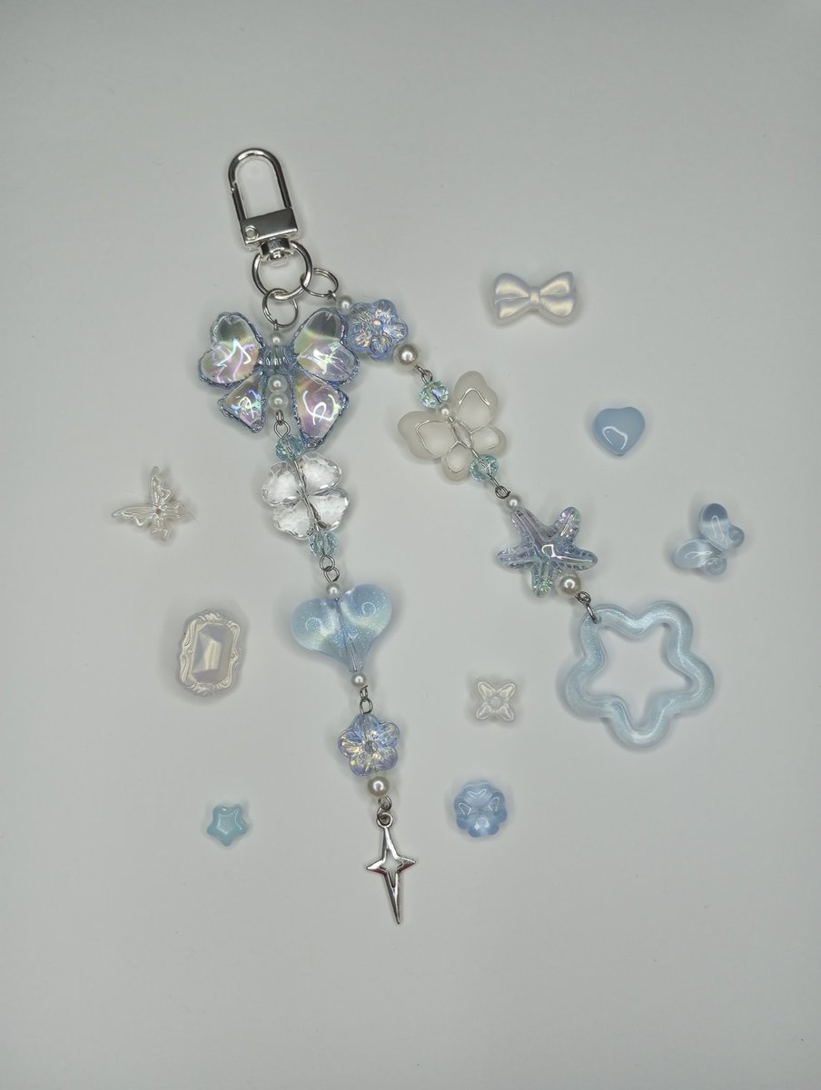 olrdn4's tweet image. [Help Repost 🫶🏻]
Open handmade beaded charms customs/commissions for #TREASUREinKL #PULSE_ON_IN_KL &amp;gt;&amp;lt;

✅ Pickup @ venue/postage

📝 Kindly refer to the poster attached for more details 

DM @olrdn4 to order &amp;lt;3

Can find @/mirene.studio on Instagram to explore more on my works 🫶🏻