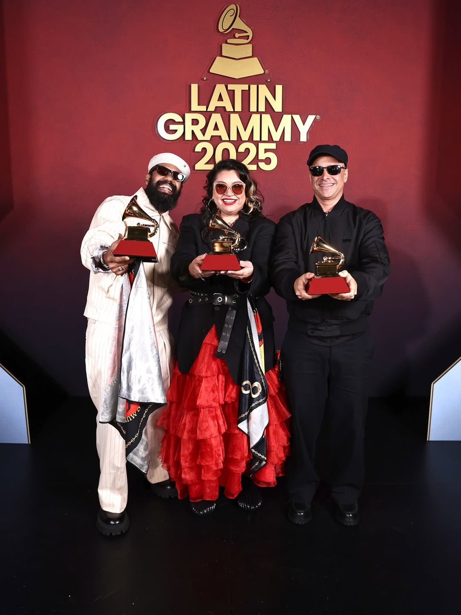 BaianaSystem tweet media