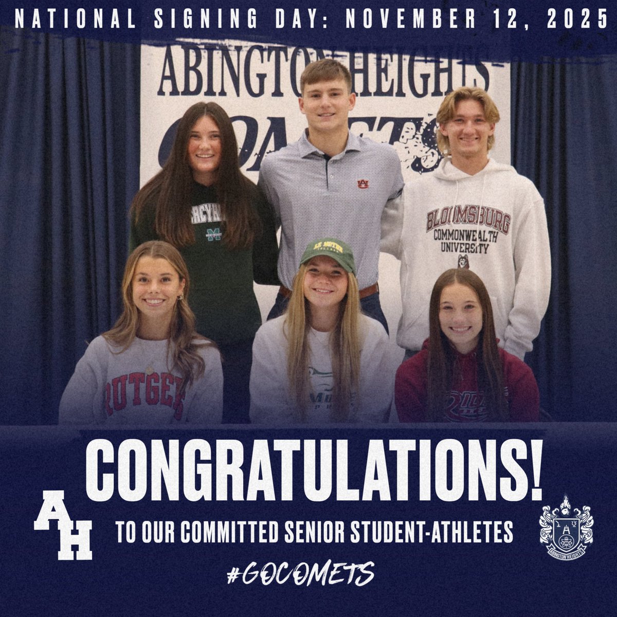 🎓 2025 Next Level Comets! 💙🤍
8 Comets signed Athletic Aid Agreements to compete at the next level!
(Not pictured: Nico Bustos – Lehigh Univ. &amp; Anna Pucilowski - James Madison University)
We’re #CometProud of every one of you!
#NextLevelComets #GoComets ☄️