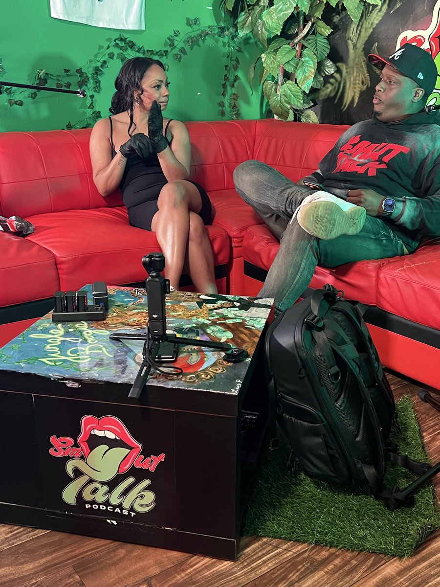 DiamondTrioEnt's tweet photo. Soooo… @TheCaliCaliente finally made it to the studio with the guys @smuttalkpodcast you don’t want to miss this one https://t.co/qP6xWctF0B https://t.co/mZ9bUy52Le